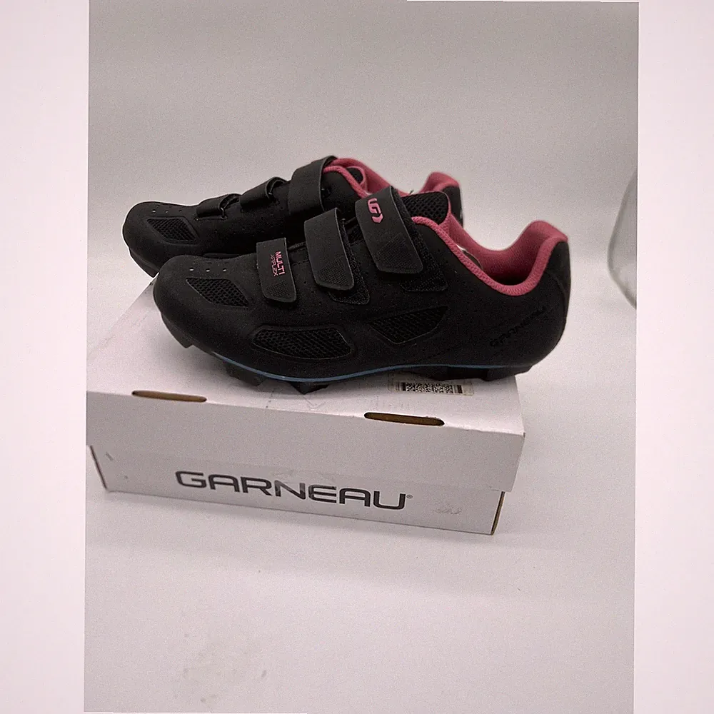Lois Garneau w’s multi air flex II cycling, spin class, commuting, bicycle B96