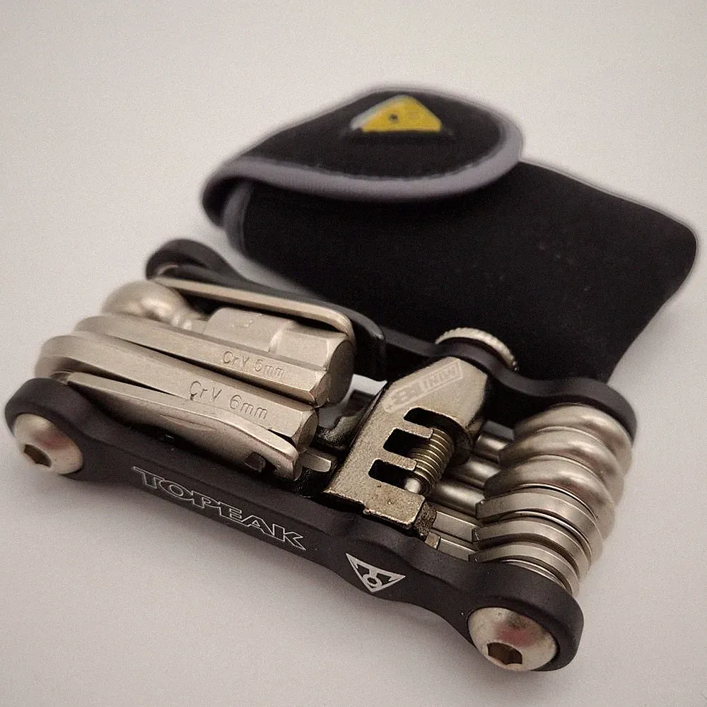 Topeak Mini 18 Plus Bicycle Multi-Tool & Neoprene Bag NO PACKAGE